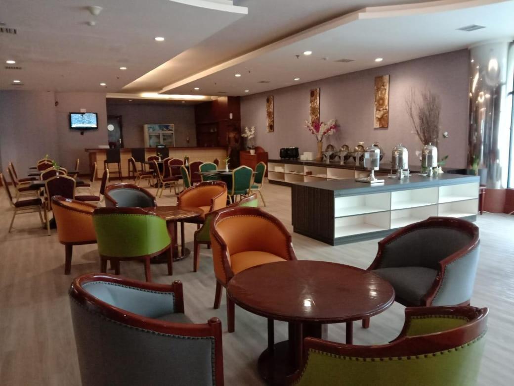 Giia Sanno Hotel Pluit Jakarta Exterior photo