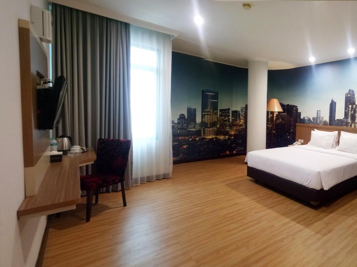 Giia Sanno Hotel Pluit Jakarta Exterior photo