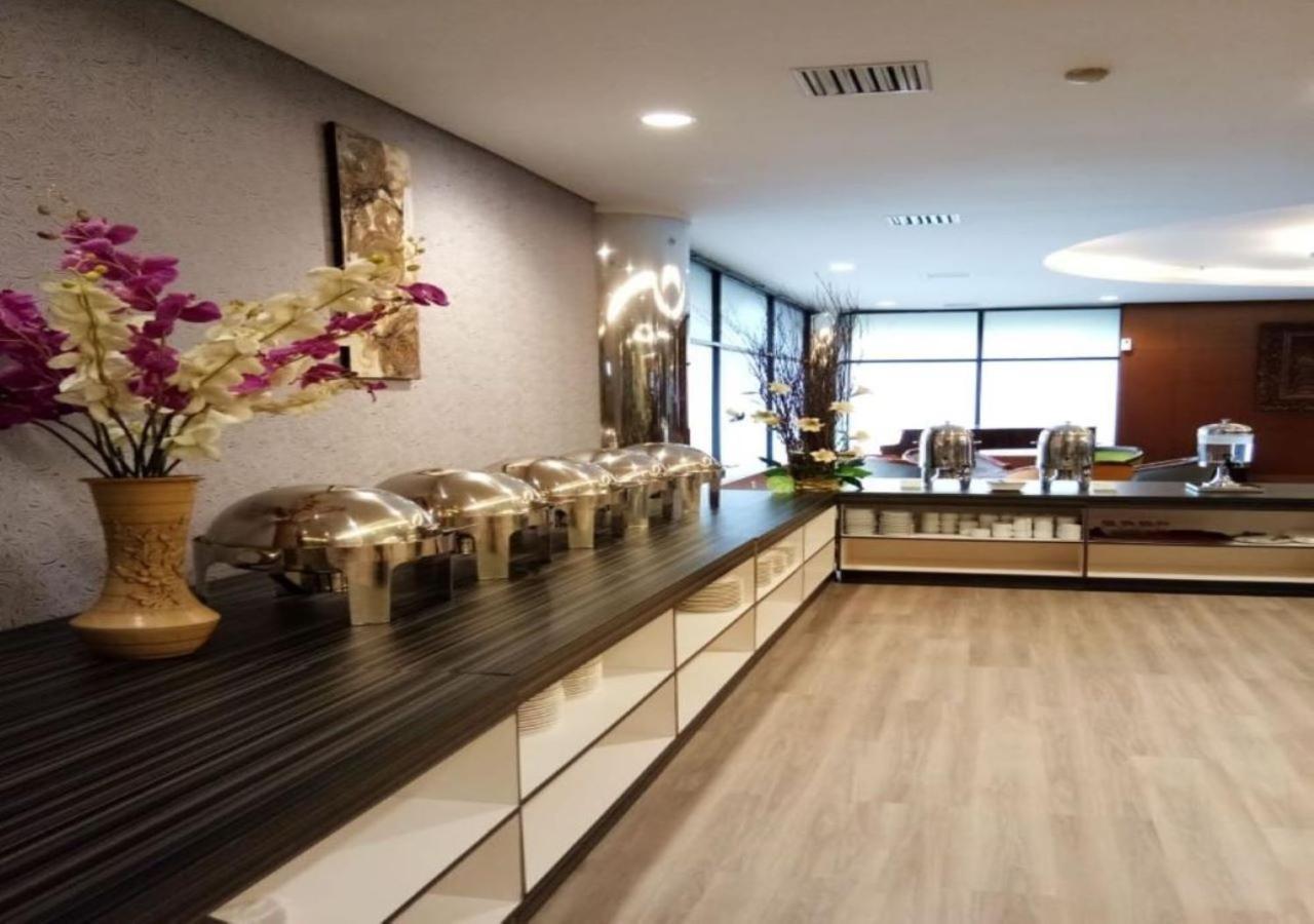 Giia Sanno Hotel Pluit Jakarta Exterior photo
